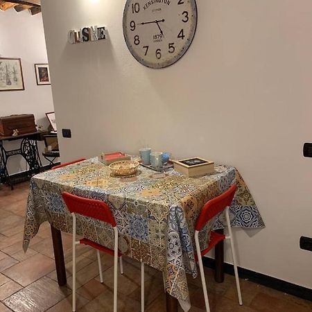 Le Parole Del Gatto Apartamento Génova Exterior foto