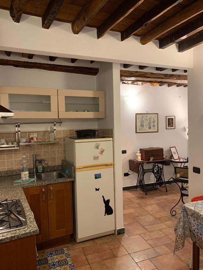 Le Parole Del Gatto Apartamento Génova Exterior foto