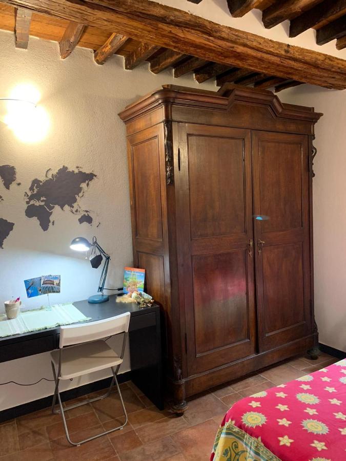 Le Parole Del Gatto Apartamento Génova Exterior foto